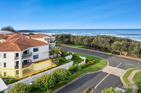 Property photo of 4/18-19 Pacific Parade Yamba NSW 2464