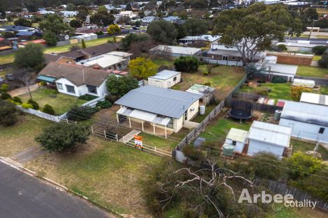 Property photo of 2 Powlett Street Maddingley VIC 3340