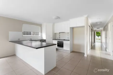 Property photo of 35 Greenhaven Circuit Narangba QLD 4504
