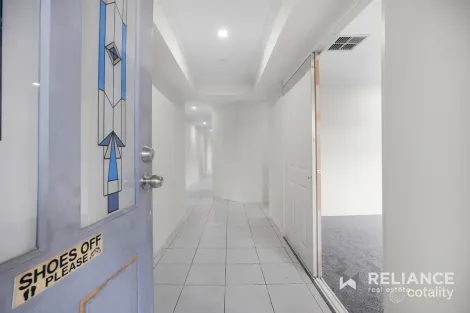 Property photo of 1 Kerlin Crescent Tarneit VIC 3029