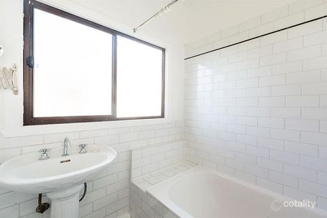 Property photo of 14 Fowler Crescent Newport VIC 3015