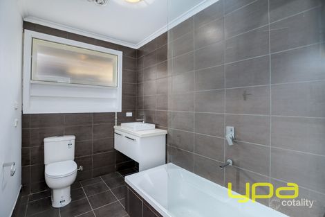 Property photo of 16 Curlew Close Melton VIC 3337