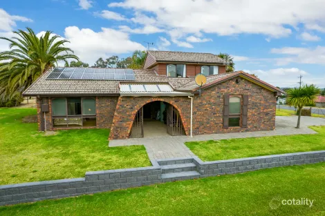 19 Pudman St, Boorowa, NSW 2586