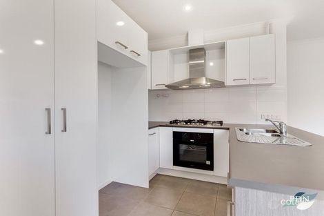 Property photo of 2/13 Edgar Street Werribee VIC 3030