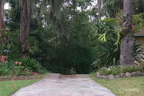 77 Kersley Rd, Kenmore, QLD 4069