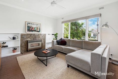 Property photo of 1/12 Fairlie Avenue Macleod VIC 3085