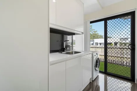 Property photo of 2 Rumba Road Ripley QLD 4306