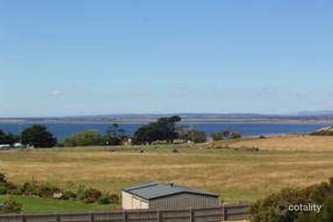 8 Bonwick Ave, San Remo, VIC 3925