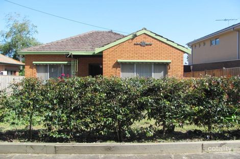 5 Hayes Rd, Strathmore, VIC 3041