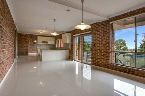 Property photo of 4 Bilpin Place Bossley Park NSW 2176