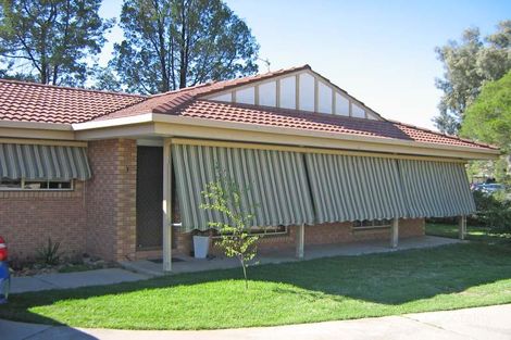 Property photo of 1/122 Borella Road East Albury NSW 2640