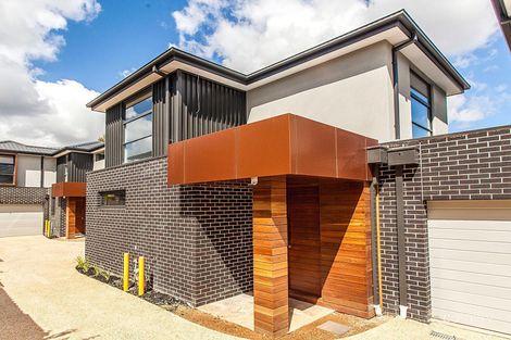 2/134 Highbury Rd, Burwood, VIC 3125