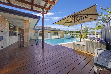 126 Burleigh St, Burleigh Waters, QLD 4220