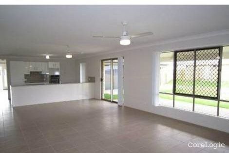 Property photo of 13 Petal Place Yamanto QLD 4305