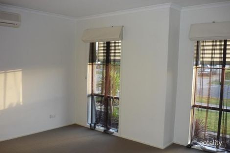 Property photo of 8 Genista Road Cranbourne West VIC 3977