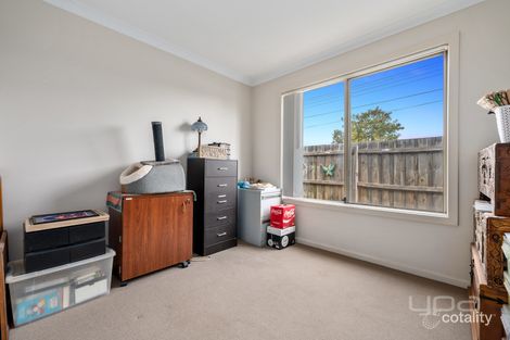 Property photo of 1 Daniel Drive Melton South VIC 3338