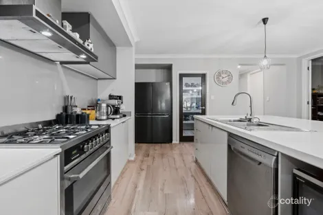 Property photo of 9 Moorinya Circuit Pimpama QLD 4209