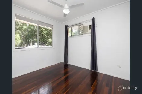 Property photo of 29 Neilson Crescent Riverview QLD 4303
