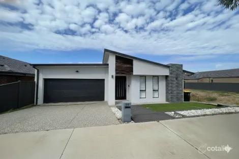 98 Wembley Ave, Strathtulloh, VIC 3338
