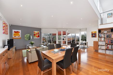 Property photo of 608 Centre Road Bentleigh VIC 3204