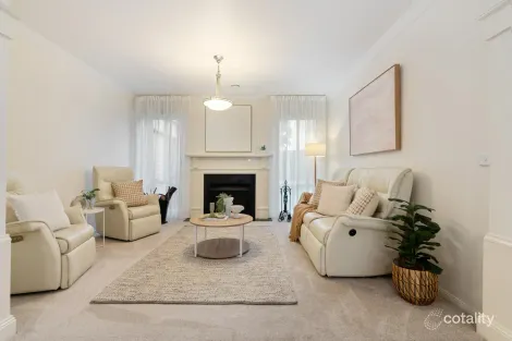 Property photo of 2 Eve Close Skye VIC 3977