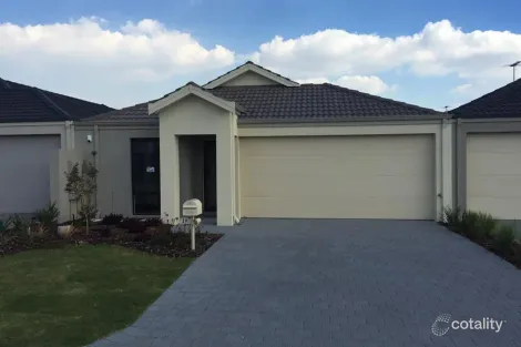 7 Blue Rd, Canning Vale, WA 6155