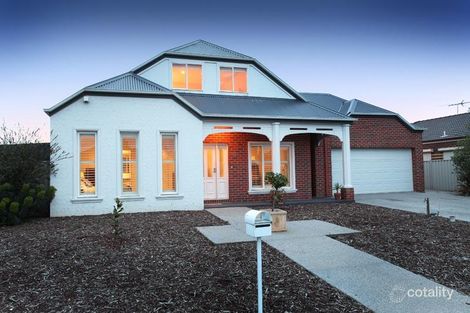 Property photo of 11 Macedon Close Caroline Springs VIC 3023