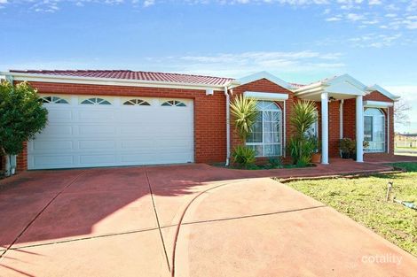 2 Ryland Cct, Delahey, VIC 3037