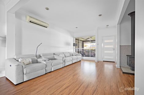 Property photo of 2 Matthews Square Ingleburn NSW 2565