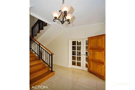 Property photo of 14 Sinclair Crescent Winthrop WA 6150
