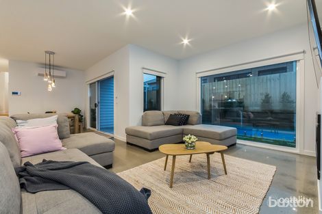 Property photo of 37 Dryden Way Highton VIC 3216