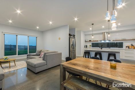 Property photo of 37 Dryden Way Highton VIC 3216