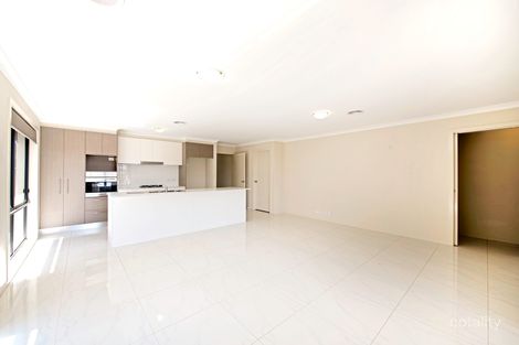 Property photo of 32 Murrjinelle Circuit Bonner ACT 2914