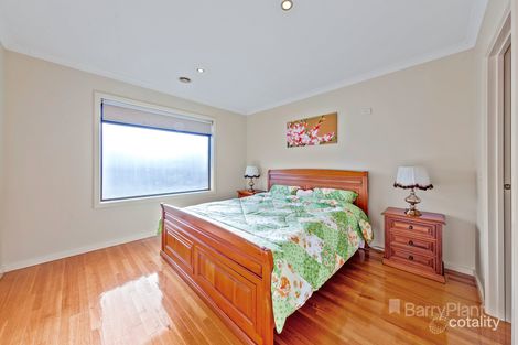 Property photo of 210 Cairnlea Drive Cairnlea VIC 3023