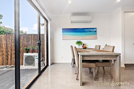 Property photo of 17 Gertrude Lane Pakenham VIC 3810
