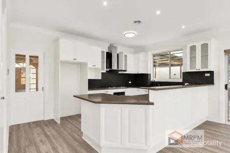 Property photo of 10 Hannah Avenue Hillside VIC 3037