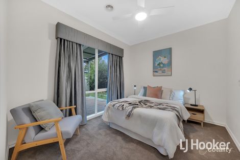 Property photo of 4 Fullard Close Point Cook VIC 3030