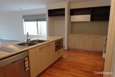 Property photo of 14 Packer Way Williams Landing VIC 3027