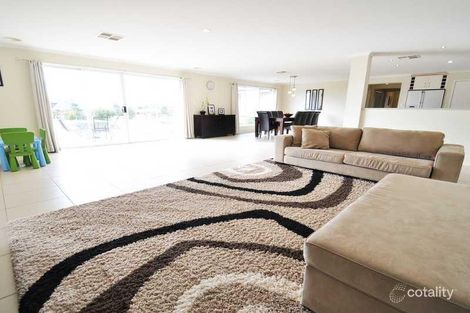 Property photo of 8 Loughan Road Junee NSW 2663