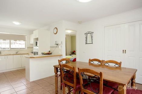 Property photo of 21 Tintern Mews Cheltenham VIC 3192