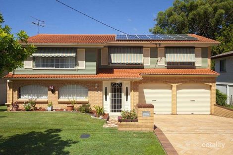73 Valentia St, Mansfield, QLD 4122