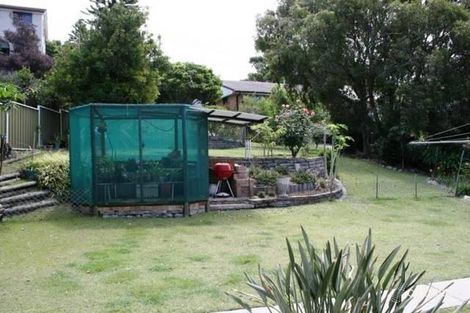 Property photo of 10 Ocean View Parade Caves Beach NSW 2281