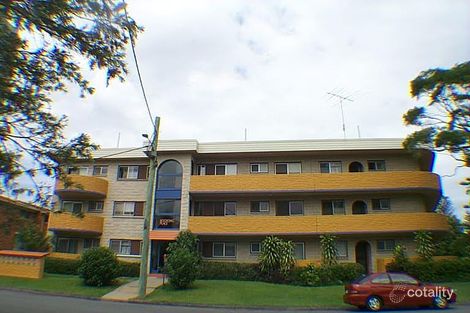 Property photo of 6/9 Holborow Close Surfers Paradise QLD 4217