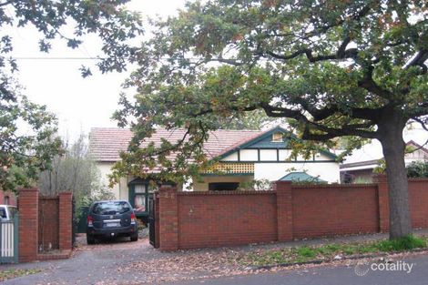 26 Oak Gr, Malvern East, VIC 3145