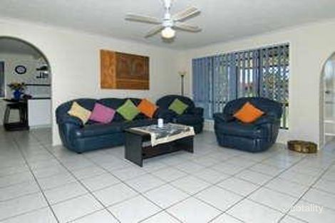 Property photo of 73 K P McGrath Drive Elanora QLD 4221