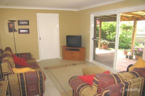 Property photo of 4 Centenary Close Bolwarra Heights NSW 2320