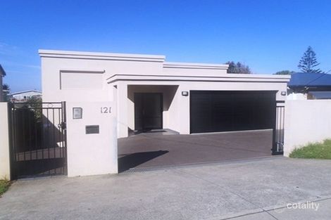 Property photo of 2/121 Ocean View Drive Wamberal NSW 2260