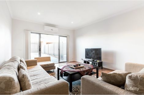 Property photo of 26 Andover Lane Craigieburn VIC 3064