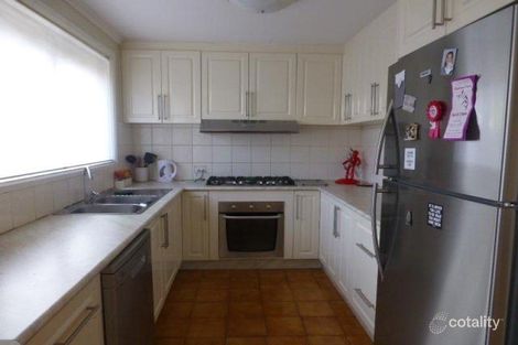 Property photo of 20 Beresford Crescent Gladstone Park VIC 3043