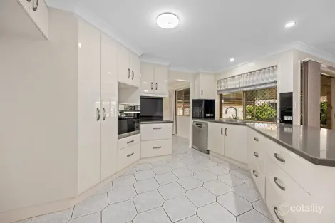 Property photo of 79 Equestrian Drive Yamanto QLD 4305